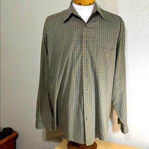 Arrow men’s shirt, green plaid size XLT big and tall, long sleeve